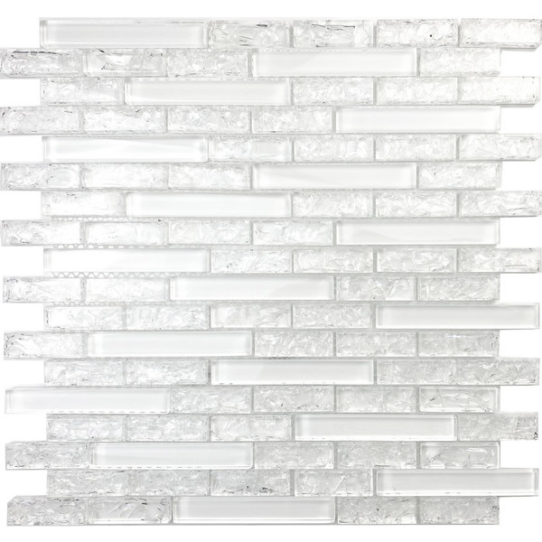 Crystal glass mosaic tile, linear tile, a combination of super white glass, ice crackled glass. #wall tile, #bathroom tile, #kitchen tile, #backsplash tile, #accent wall tile Impressively durable and easy to clean. This series of crystal glass mosaic  tiles are made by Xmosaics Foshan factory, your reliable mosaic tile manufacturer, supplier and exporter.