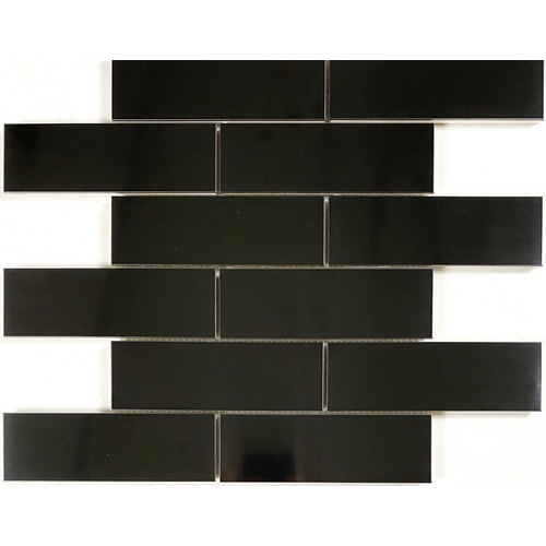 Stainless steel mosaic tile, subway tile, black color, glossy finish with slight brushed texture #stainless steel tile #metal tile #random brick tile #wall tile #backsplash tile #bathroom tile # kitchen tile. This series of metal tiles are made by Xmosaics Foshan factory, a reliable mosaic tile manufacturer, supplier and exporter.